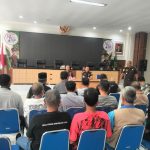 Audiensi Karang Taruna Brondong dan GMBB dengan Kejari Lamongan, Senin (12/10/2026), bahas dugaan pungli Kades Brengkok. (Dok. Karang Taruna)